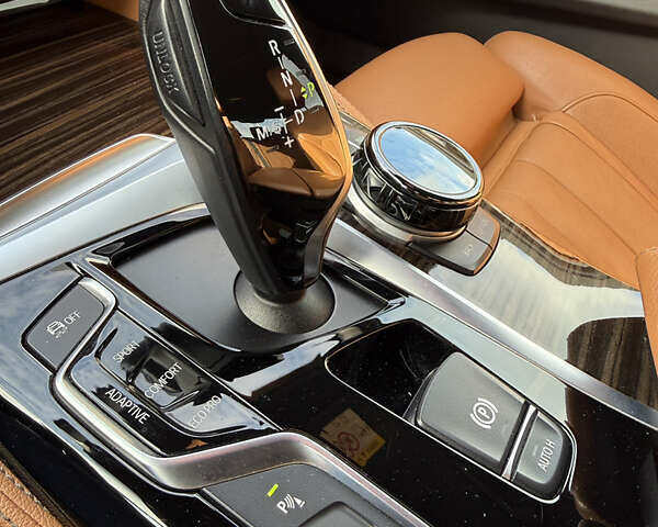 Белый БМВ 5 Серия, объемом двигателя 3 л и пробегом 128 тыс. км за 39999 $, фото 27 на Automoto.ua