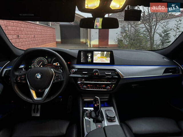 Білий БМВ 5 Серія, об'ємом двигуна 2 л та пробігом 123 тис. км за 31900 $, фото 24 на Automoto.ua