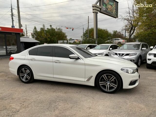 Білий БМВ 5 Серія, об'ємом двигуна 2 л та пробігом 220 тис. км за 23290 $, фото 3 на Automoto.ua