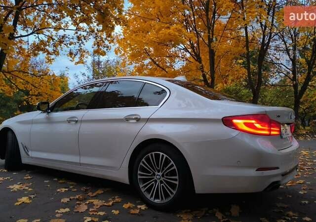 Белый БМВ 5 Серия, объемом двигателя 3 л и пробегом 211 тыс. км за 26900 $, фото 9 на Automoto.ua