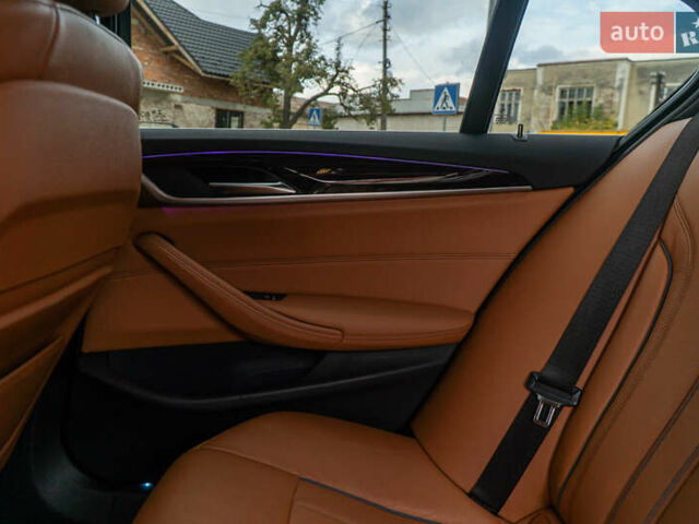 Білий БМВ 5 Серія, об'ємом двигуна 2 л та пробігом 178 тис. км за 27999 $, фото 42 на Automoto.ua