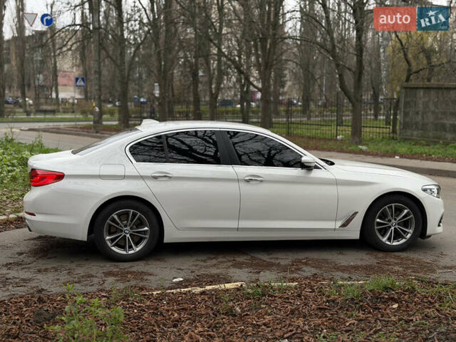 Білий БМВ 5 Серія, об'ємом двигуна 2 л та пробігом 222 тис. км за 23500 $, фото 8 на Automoto.ua
