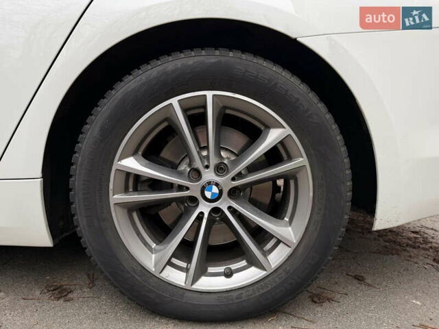 Білий БМВ 5 Серія, об'ємом двигуна 2 л та пробігом 222 тис. км за 23500 $, фото 39 на Automoto.ua
