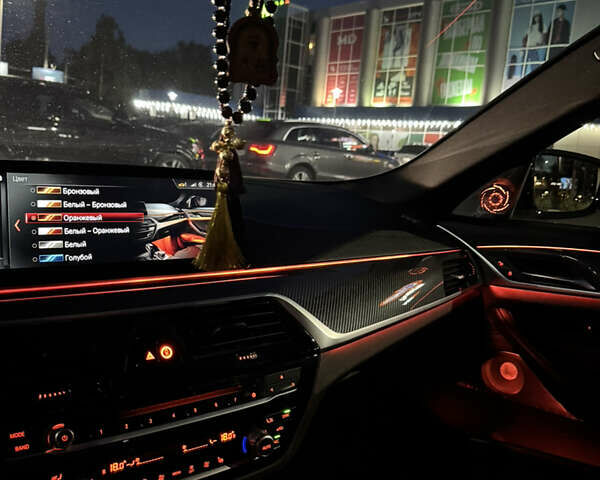 Белый БМВ 5 Серия, объемом двигателя 3 л и пробегом 180 тыс. км за 35400 $, фото 79 на Automoto.ua