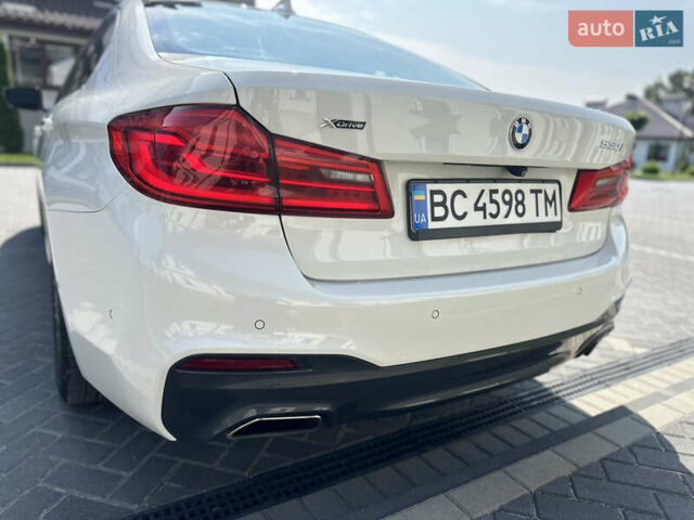 Білий БМВ 5 Серія, об'ємом двигуна 2 л та пробігом 118 тис. км за 28500 $, фото 12 на Automoto.ua