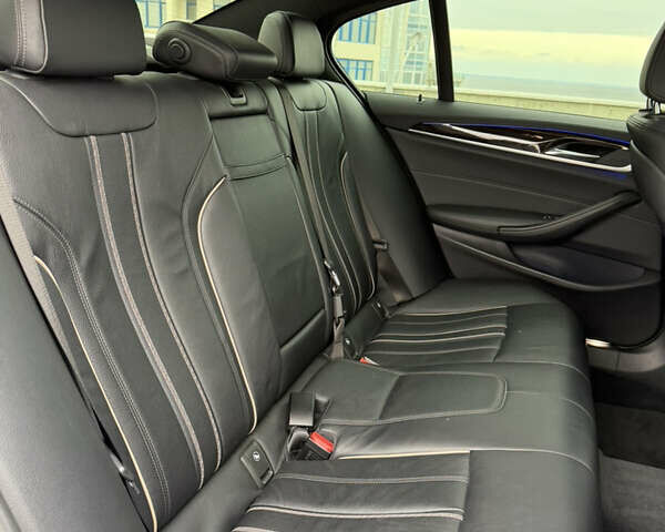 Білий БМВ 5 Серія, об'ємом двигуна 3 л та пробігом 130 тис. км за 30700 $, фото 22 на Automoto.ua