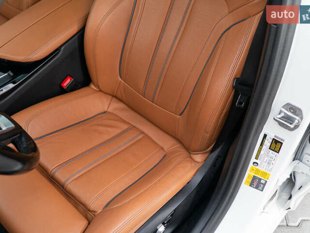 Белый БМВ 5 Серия, объемом двигателя 2 л и пробегом 178 тыс. км за 28400 $, фото 56 на Automoto.ua