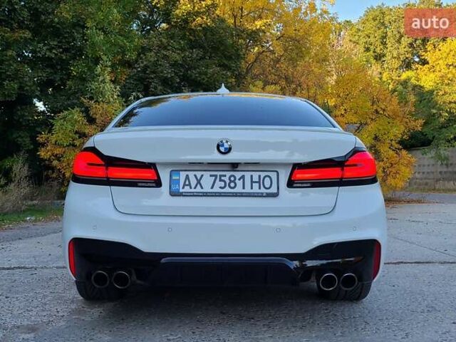 Белый БМВ 5 Серия, объемом двигателя 3 л и пробегом 99 тыс. км за 43000 $, фото 5 на Automoto.ua