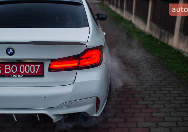Белый БМВ 5 Серия, объемом двигателя 3 л и пробегом 139 тыс. км за 35000 $, фото 24 на Automoto.ua