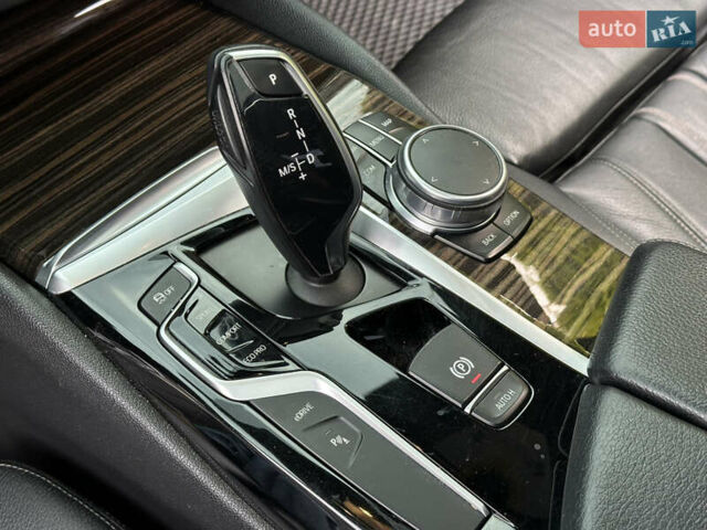 Белый БМВ 5 Серия, объемом двигателя 2 л и пробегом 132 тыс. км за 24500 $, фото 63 на Automoto.ua