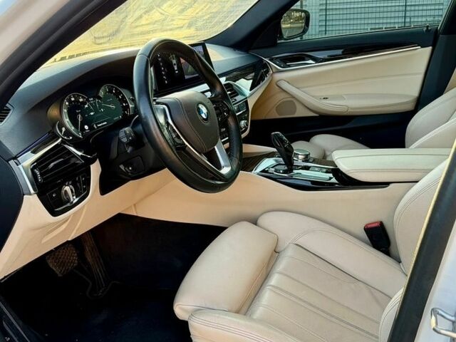 Белый БМВ 5 Серия, объемом двигателя 2 л и пробегом 162 тыс. км за 22900 $, фото 24 на Automoto.ua