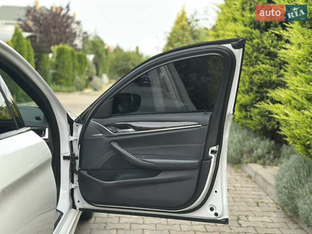 Білий БМВ 5 Серія, об'ємом двигуна 2 л та пробігом 132 тис. км за 24500 $, фото 37 на Automoto.ua
