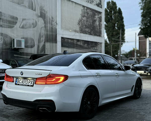 Белый БМВ 5 Серия, объемом двигателя 2 л и пробегом 130 тыс. км за 28000 $, фото 2 на Automoto.ua