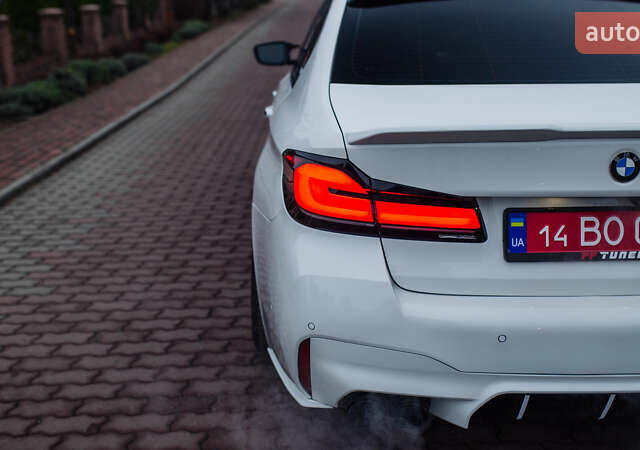 Белый БМВ 5 Серия, объемом двигателя 3 л и пробегом 139 тыс. км за 35000 $, фото 25 на Automoto.ua