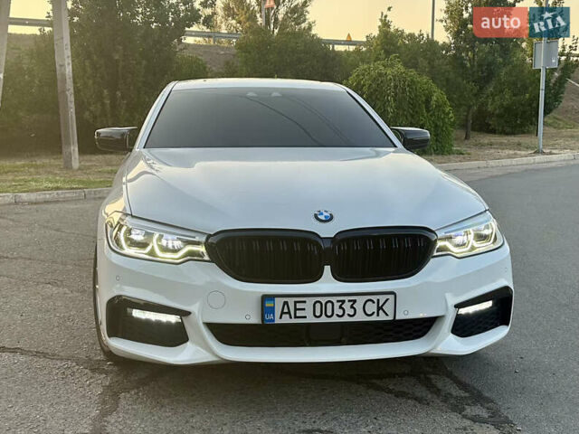 Білий БМВ 5 Серія, об'ємом двигуна 2 л та пробігом 115 тис. км за 29999 $, фото 6 на Automoto.ua