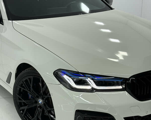 Белый БМВ 5 Серия, объемом двигателя 2 л и пробегом 169 тыс. км за 27500 $, фото 2 на Automoto.ua