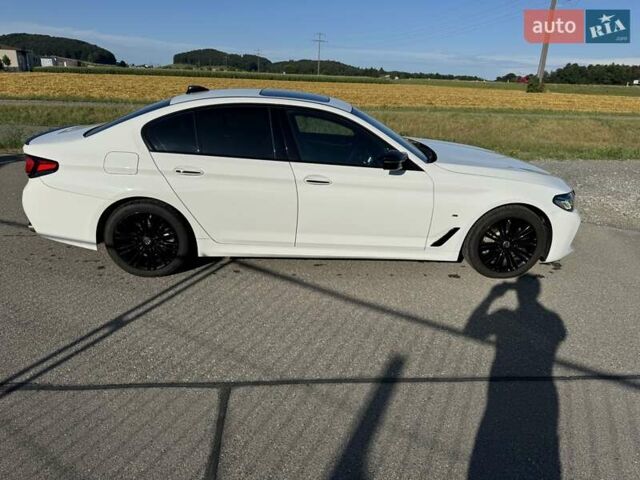 Білий БМВ 5 Серія, об'ємом двигуна 2 л та пробігом 166 тис. км за 31500 $, фото 5 на Automoto.ua