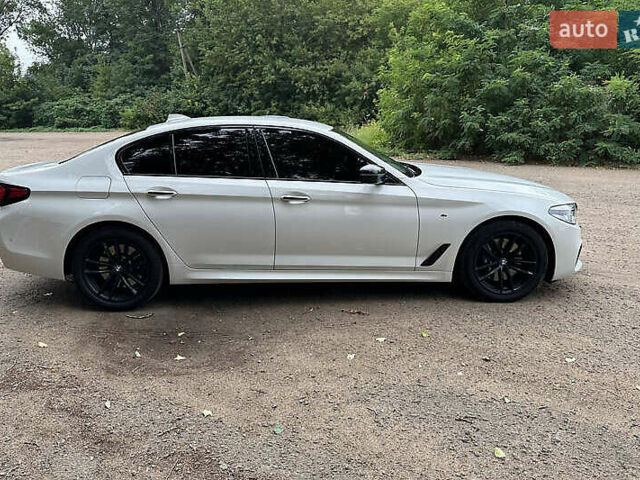 БМВ 5 Серия 2017 в Львове на Automoto.ua Белый БМВ 5 Серия, объемом двигателя 2 л и пробегом 107 тыс. км за 27500 $, фото 8 на Automoto.ua