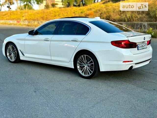 Белый БМВ 5 Серия, объемом двигателя 2 л и пробегом 83 тыс. км за 28800 $, фото 9 на Automoto.ua