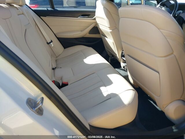 Белый БМВ 5 Серия, объемом двигателя 2 л и пробегом 160 тыс. км за 23300 $, фото 9 на Automoto.ua