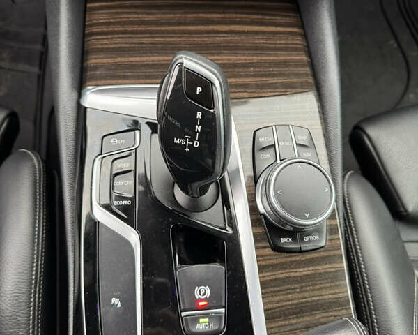 Белый БМВ 5 Серия, объемом двигателя 2 л и пробегом 157 тыс. км за 24500 $, фото 24 на Automoto.ua