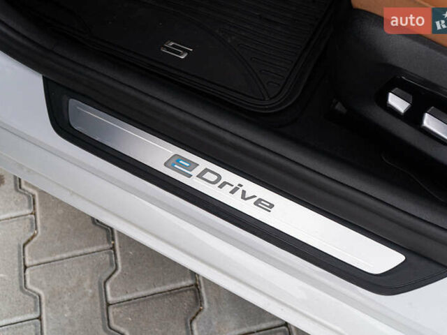 Белый БМВ 5 Серия, объемом двигателя 2 л и пробегом 178 тыс. км за 28400 $, фото 16 на Automoto.ua