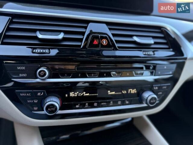 БМВ 5 Серія 2017 у Стрые на Automoto.ua Білий БМВ 5 Серія, об'ємом двигуна 2 л та пробігом 153 тис. км за 24500 $, фото 40 на Automoto.ua