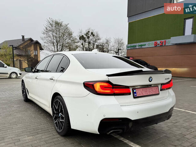 Белый БМВ 5 Серия, объемом двигателя 2 л и пробегом 93 тыс. км за 24000 $, фото 5 на Automoto.ua