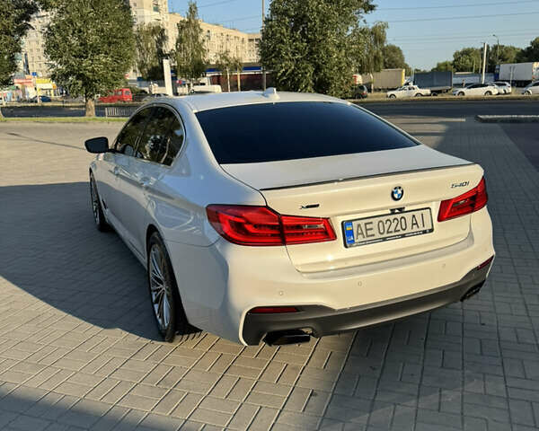 Білий БМВ 5 Серія, об'ємом двигуна 2.98 л та пробігом 97 тис. км за 35900 $, фото 5 на Automoto.ua