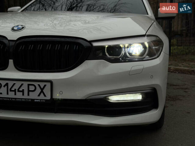 Білий БМВ 5 Серія, об'ємом двигуна 2 л та пробігом 222 тис. км за 23500 $, фото 34 на Automoto.ua