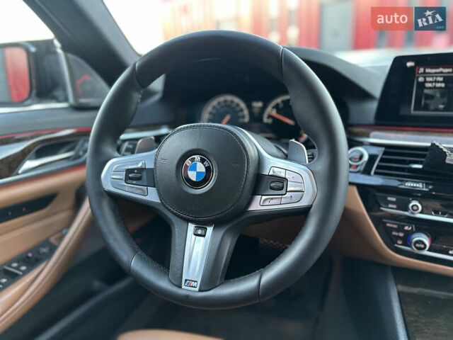 Білий БМВ 5 Серія, об'ємом двигуна 3 л та пробігом 153 тис. км за 29000 $, фото 25 на Automoto.ua