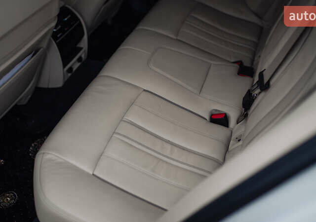 Белый БМВ 5 Серия, объемом двигателя 3 л и пробегом 139 тыс. км за 35000 $, фото 38 на Automoto.ua