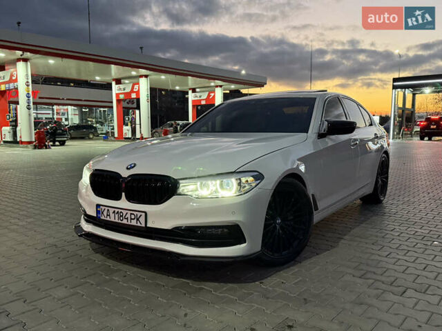 Белый БМВ 5 Серия, объемом двигателя 2 л и пробегом 130 тыс. км за 25500 $, фото 2 на Automoto.ua