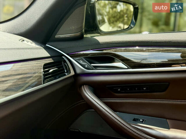 Білий БМВ 5 Серія, об'ємом двигуна 4.39 л та пробігом 153 тис. км за 39500 $, фото 3 на Automoto.ua