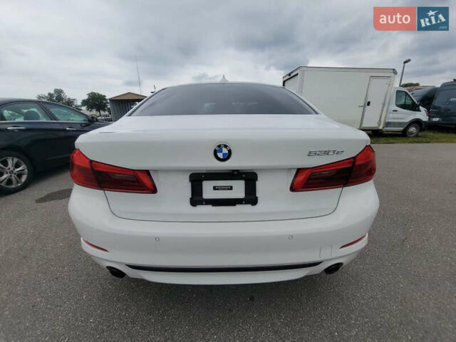 Белый БМВ 5 Серия, объемом двигателя 2 л и пробегом 135 тыс. км за 26500 $, фото 26 на Automoto.ua