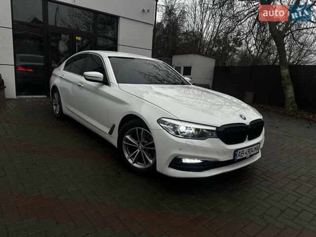 Белый БМВ 5 Серия, объемом двигателя 2 л и пробегом 221 тыс. км за 21500 $, фото 2 на Automoto.ua