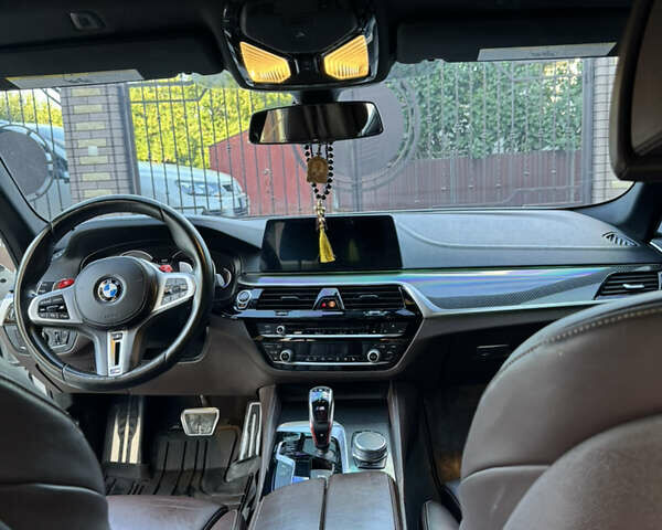 Белый БМВ 5 Серия, объемом двигателя 3 л и пробегом 180 тыс. км за 35400 $, фото 50 на Automoto.ua