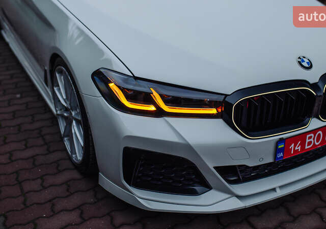 Белый БМВ 5 Серия, объемом двигателя 3 л и пробегом 139 тыс. км за 35000 $, фото 11 на Automoto.ua