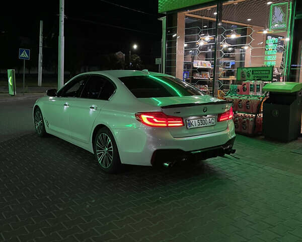 Білий БМВ 5 Серія, об'ємом двигуна 2 л та пробігом 96 тис. км за 25500 $, фото 5 на Automoto.ua