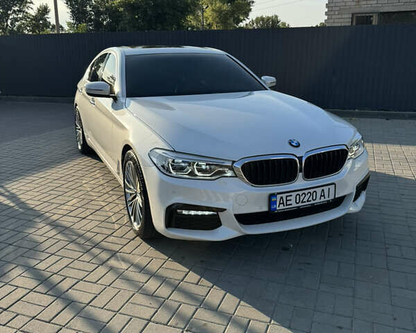 Білий БМВ 5 Серія, об'ємом двигуна 2.98 л та пробігом 97 тис. км за 35900 $, фото 1 на Automoto.ua