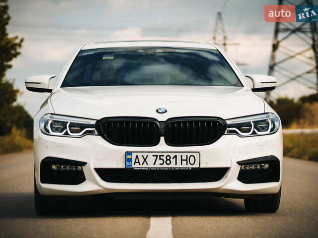 Белый БМВ 5 Серия, объемом двигателя 3 л и пробегом 99 тыс. км за 43000 $, фото 1 на Automoto.ua
