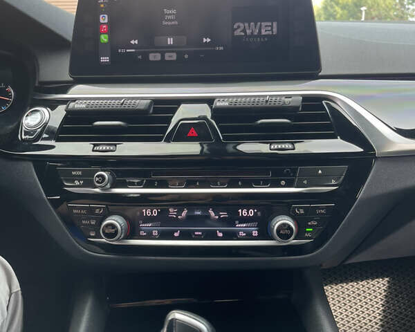 Білий БМВ 5 Серія, об'ємом двигуна 3 л та пробігом 190 тис. км за 39000 $, фото 18 на Automoto.ua