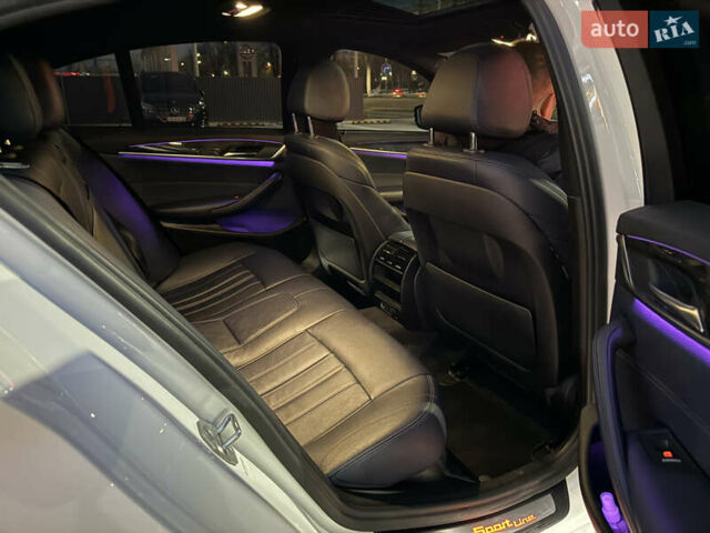 Белый БМВ 5 Серия, объемом двигателя 2 л и пробегом 130 тыс. км за 25500 $, фото 53 на Automoto.ua