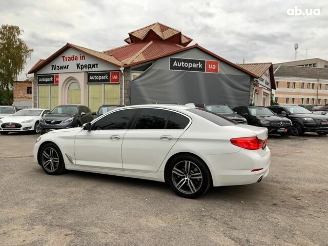 Білий БМВ 5 Серія, об'ємом двигуна 2 л та пробігом 220 тис. км за 23290 $, фото 7 на Automoto.ua