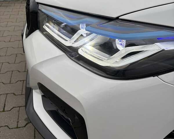 Белый БМВ 5 Серия, объемом двигателя 2 л и пробегом 178 тыс. км за 26500 $, фото 1 на Automoto.ua