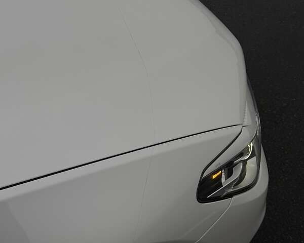 Белый БМВ 5 Серия, объемом двигателя 3 л и пробегом 145 тыс. км за 31000 $, фото 13 на Automoto.ua