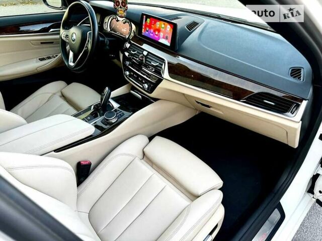 Белый БМВ 5 Серия, объемом двигателя 2 л и пробегом 83 тыс. км за 28800 $, фото 44 на Automoto.ua