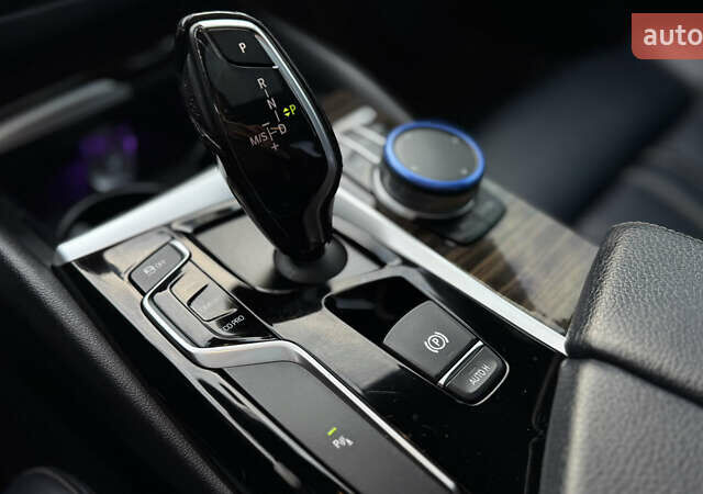 Белый БМВ 5 Серия, объемом двигателя 2 л и пробегом 143 тыс. км за 24800 $, фото 70 на Automoto.ua