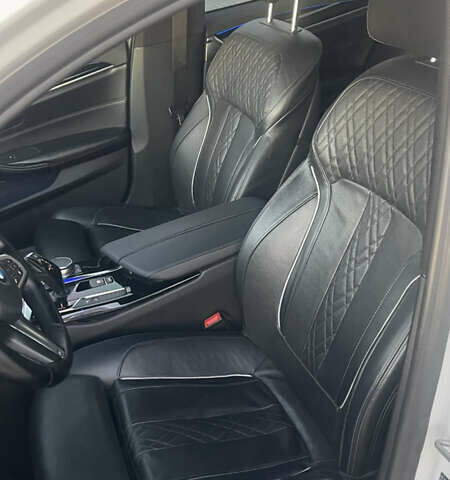 Белый БМВ 5 Серия, объемом двигателя 2.99 л и пробегом 245 тыс. км за 36000 $, фото 20 на Automoto.ua