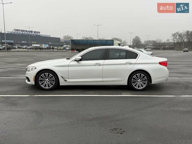 Белый БМВ 5 Серия, объемом двигателя 3 л и пробегом 145 тыс. км за 31000 $, фото 3 на Automoto.ua